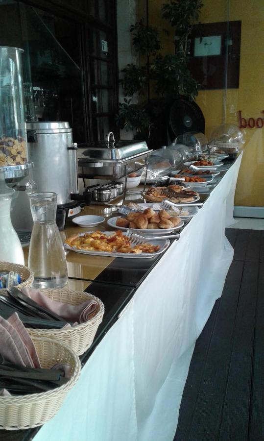 Zografos Hotel 2*