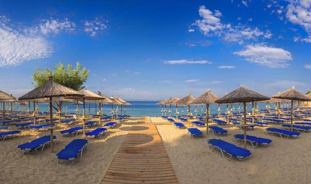 Aelia Seaside Luxury Nea Karvali