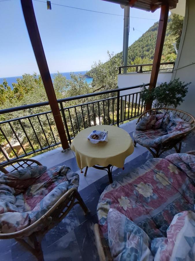 Niki Apartment