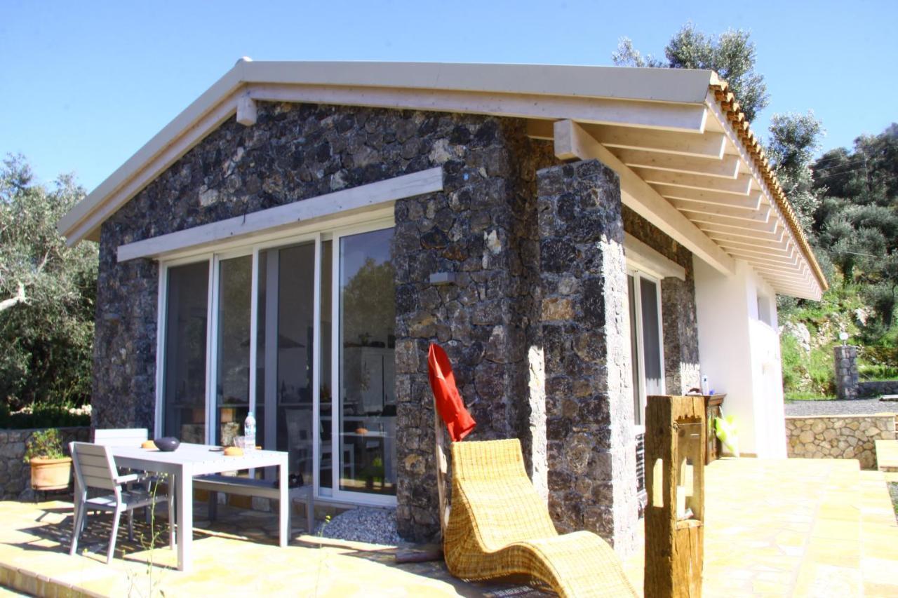 Natur-steinhaus Mit Meerblick: Hell, Ruhig, Exklusiv, Strandnah Holiday home