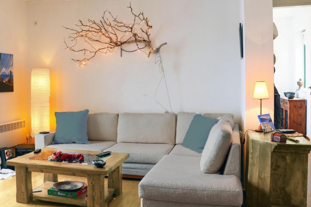 Seaside Stone Villa: Family Retreat With Pool And Terrace Holiday home