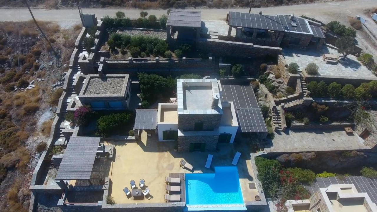 Seaside Stone Villa: Family Retreat With Pool And Terrace *