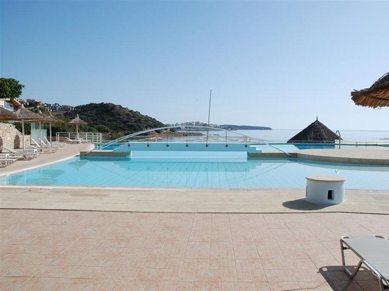 Almiros Guest house 3*