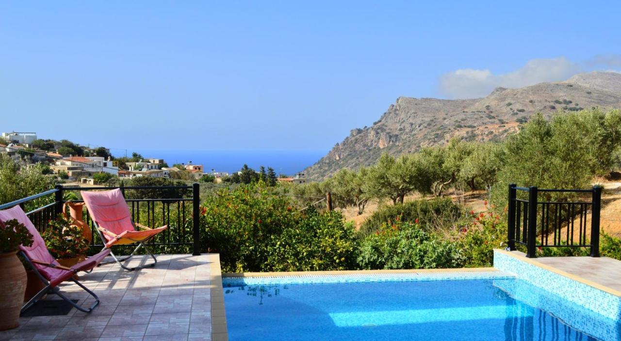 Holiday home Ravdoucha Homeleader