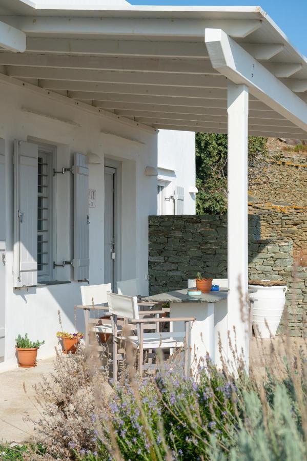 Grey House Exambela