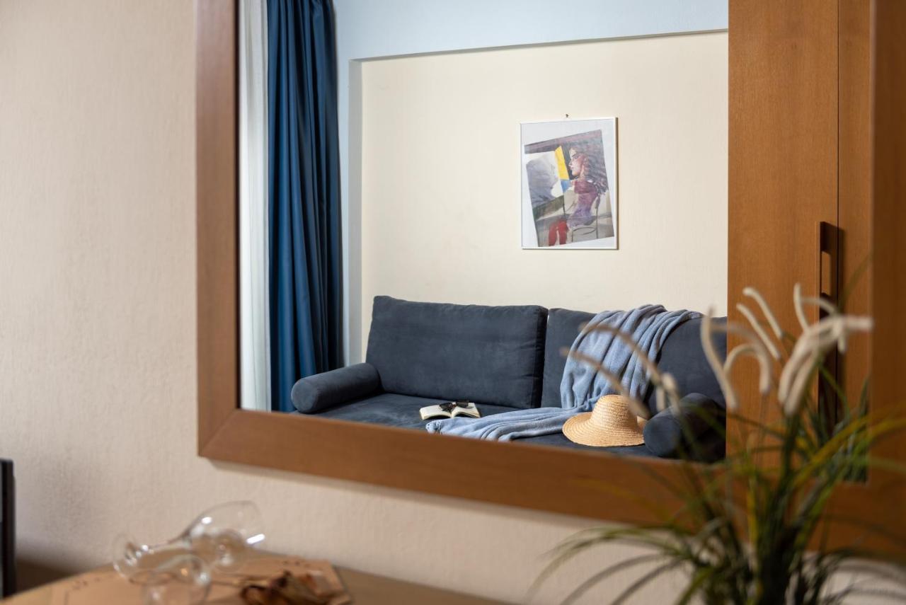 Almare Seaside & - Sithonia Aparthotel *