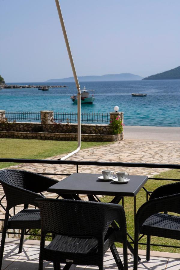 Captain Nick Aparthotel Mikros Gialos