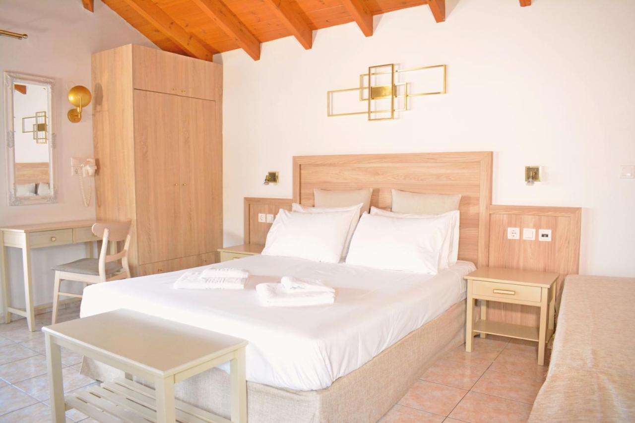Aparthotel Melina's House 3*