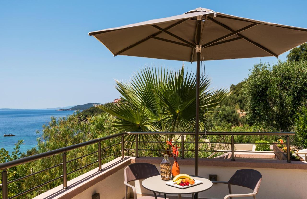 Prima Vista Beachfront Boutique