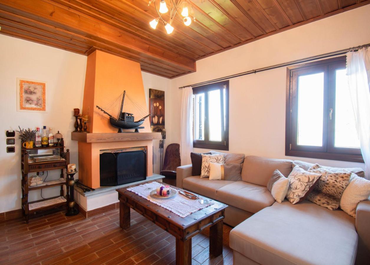 Guest house Traditional 4 Epoches *