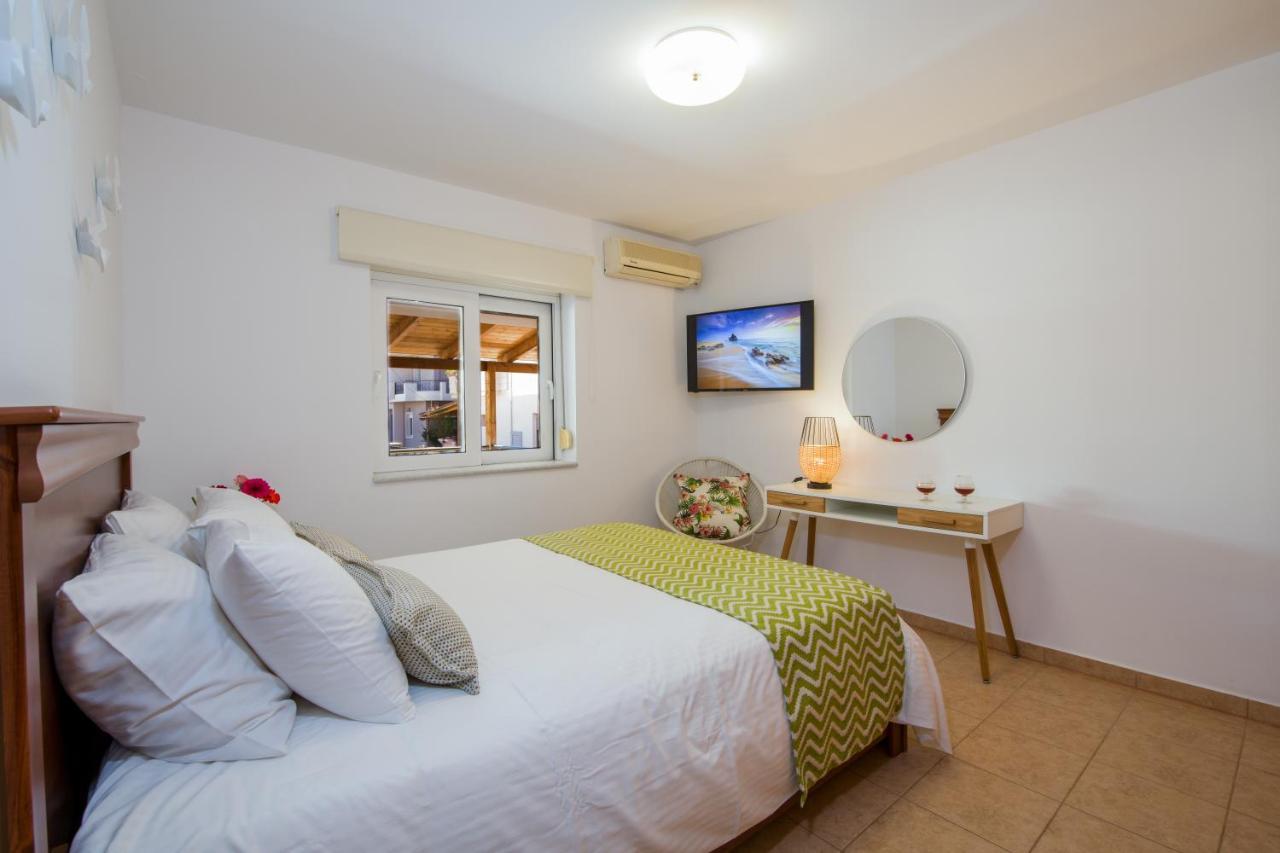 Manolia Dream 30m To The Apartment *