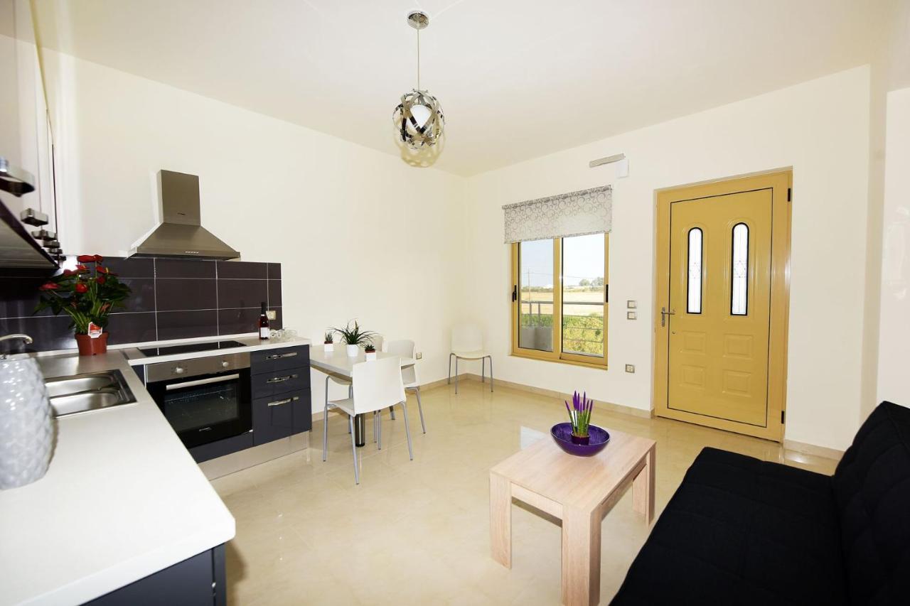 Stelia Luxury Apartment Kalavarda