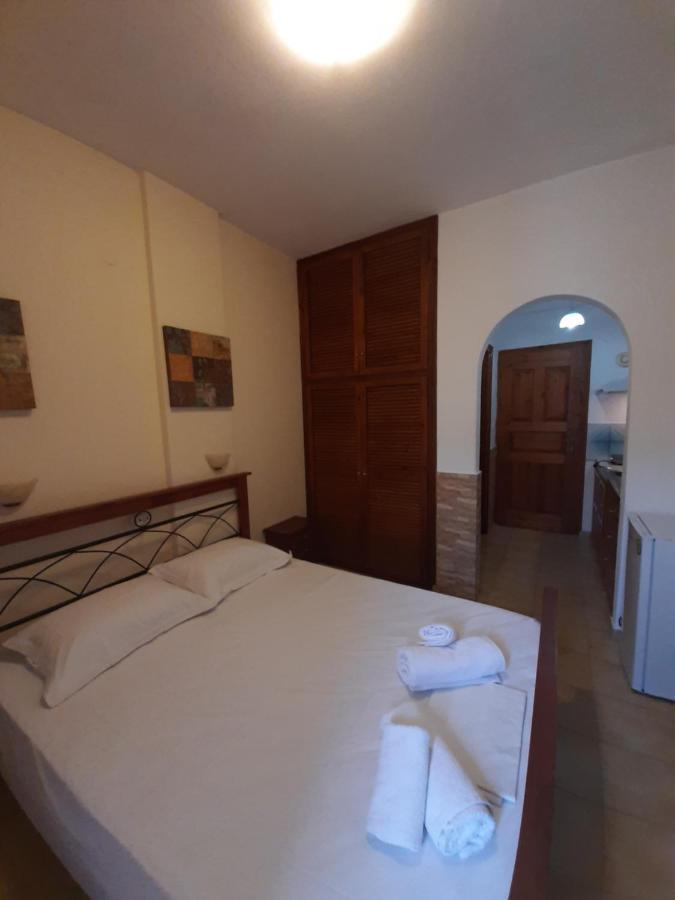 Lefteris Skiathos Town
