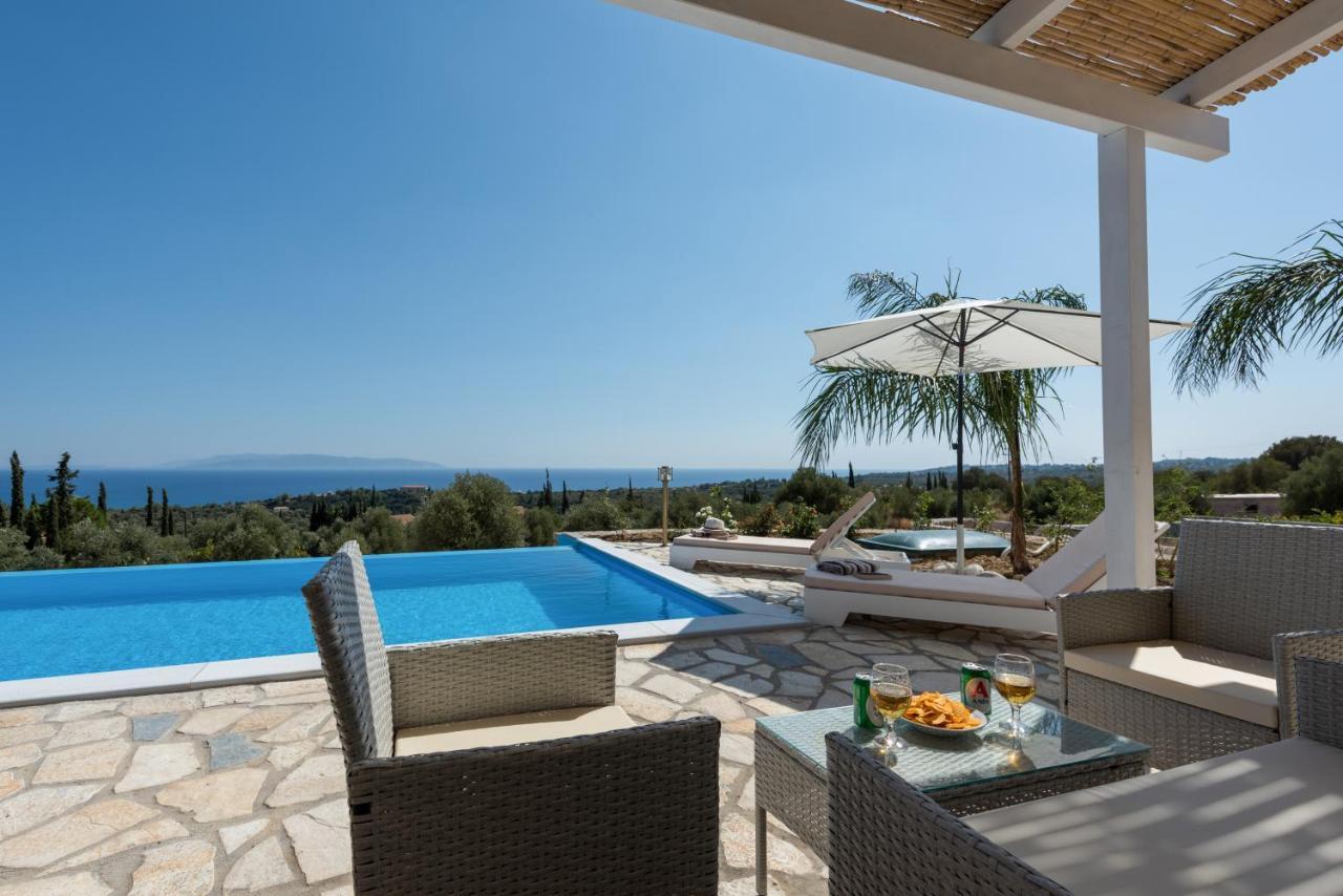 Trapezaki Garden Villa *