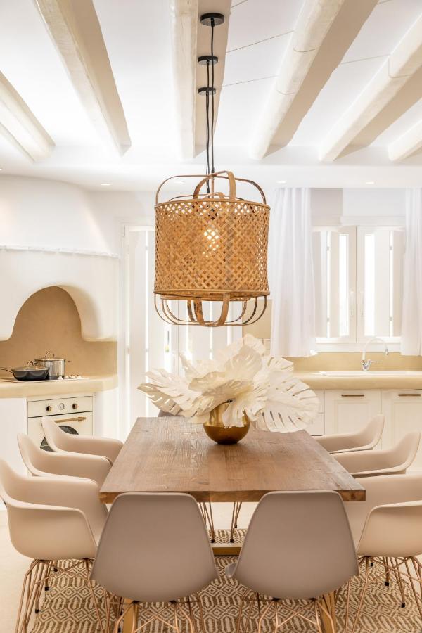 Gold & White *