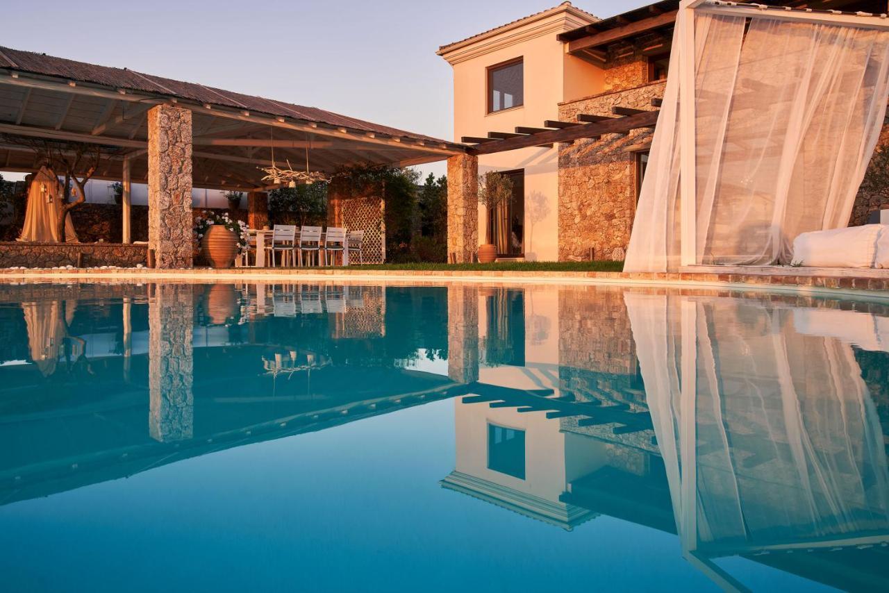 The Editor's - Member Of Spiritual Living Corfu Viros