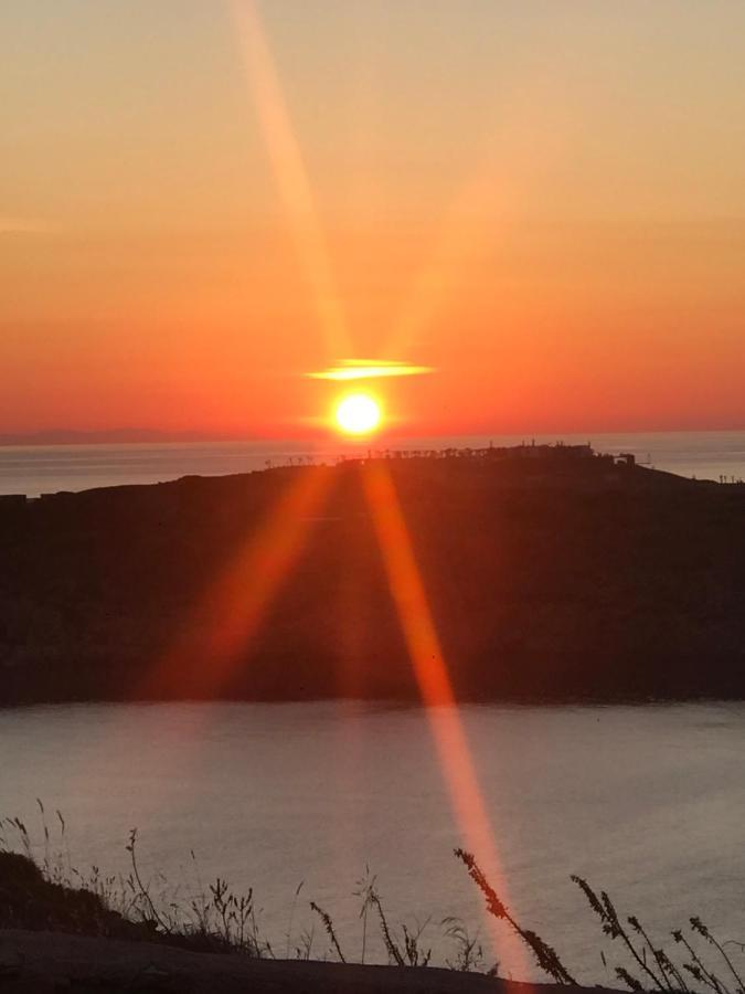 Romantic Loft 1 * Chora (Ios)