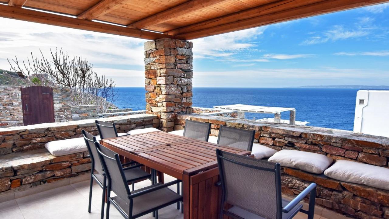Stone With A Sea Water Swimming Pool And A Sea And Sunset View Holiday home