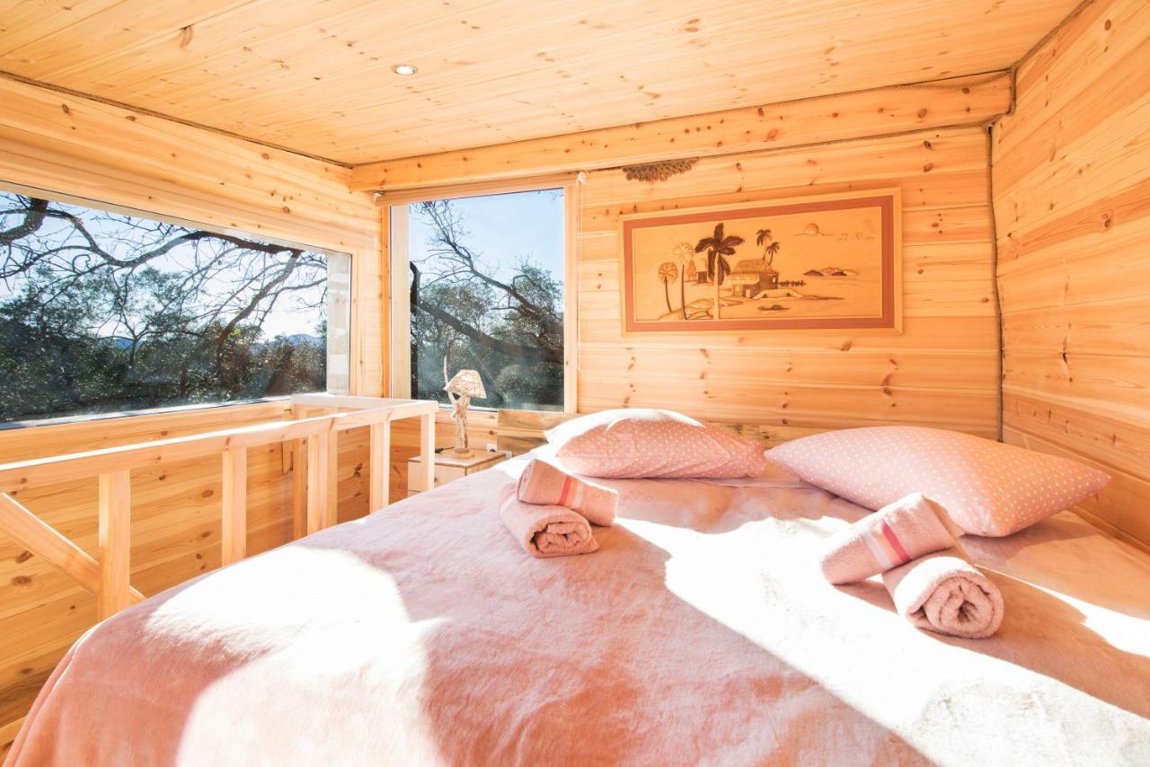 Holiday home Romantic Tree House