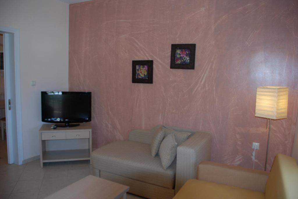 Marilen Aparthotel 2*