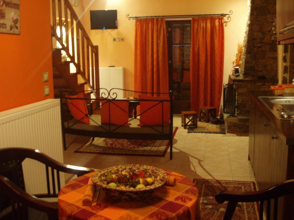Filiantra Suites Guest house Kato Pitsa