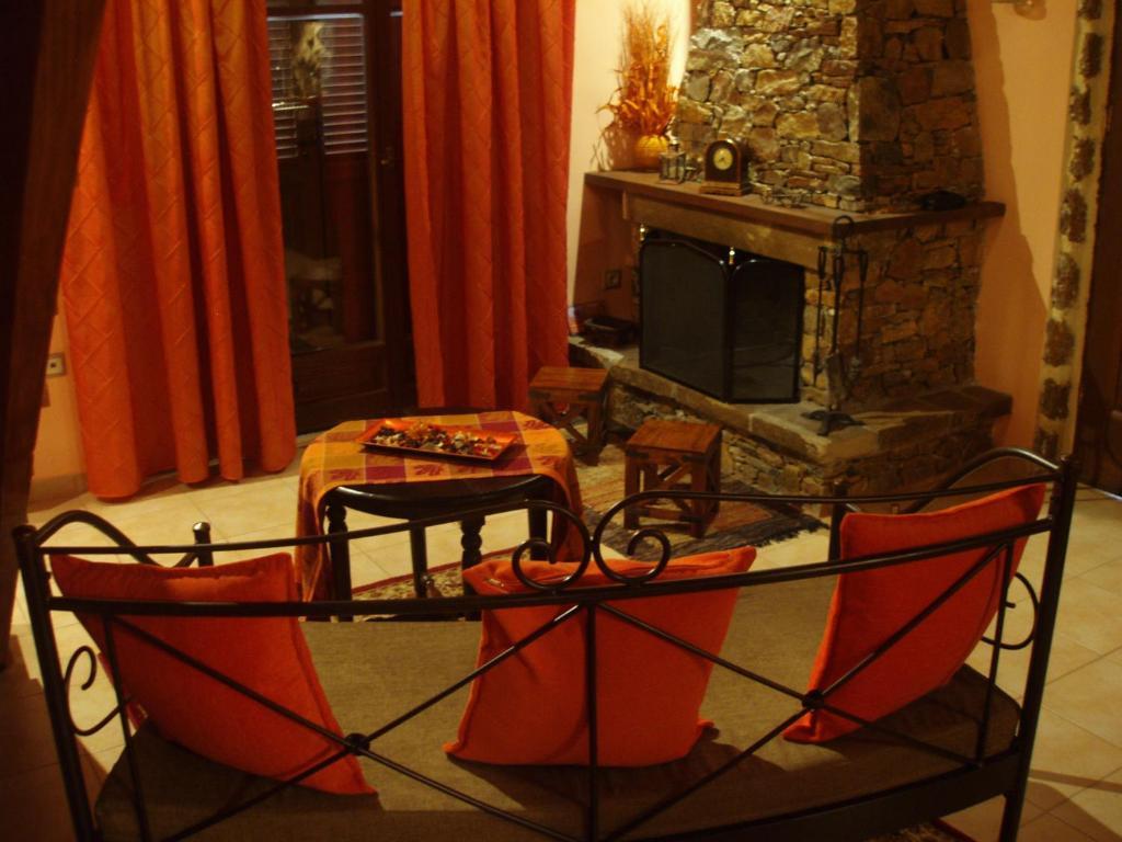 Filiantra Suites 3*