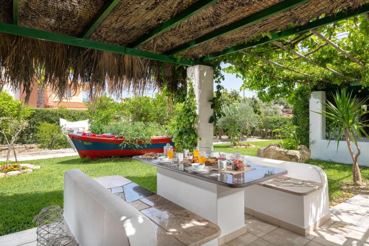 Elefteria Apts & 3* Kolymbia