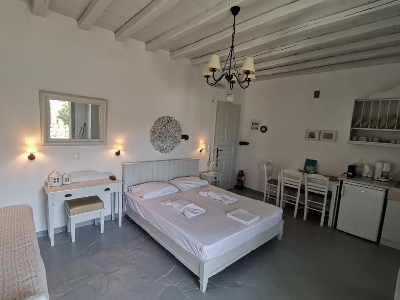 Elia Apartment