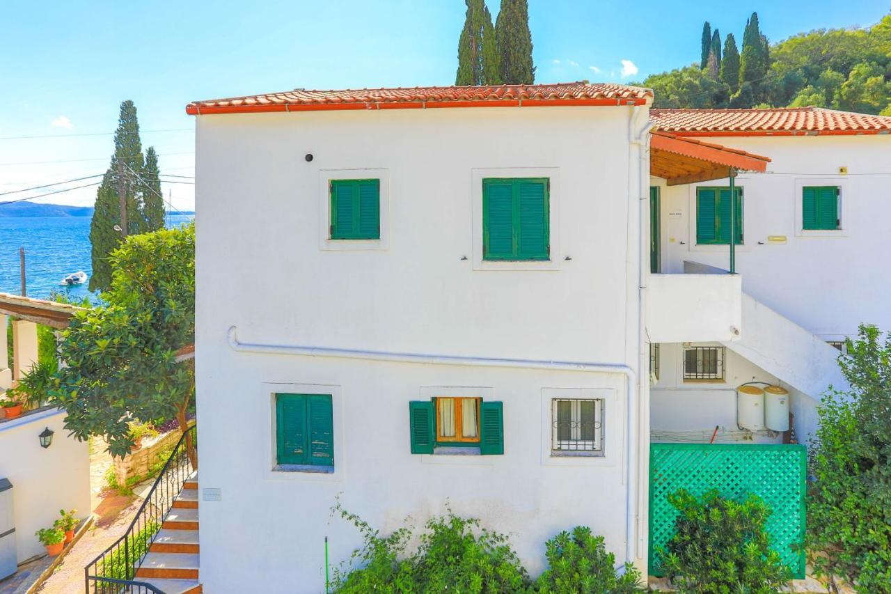 Zouli Athina Kalami (Corfu)