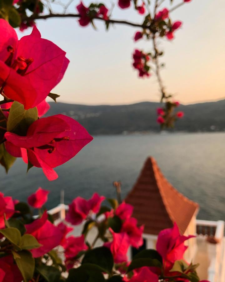 Hotel Mirini