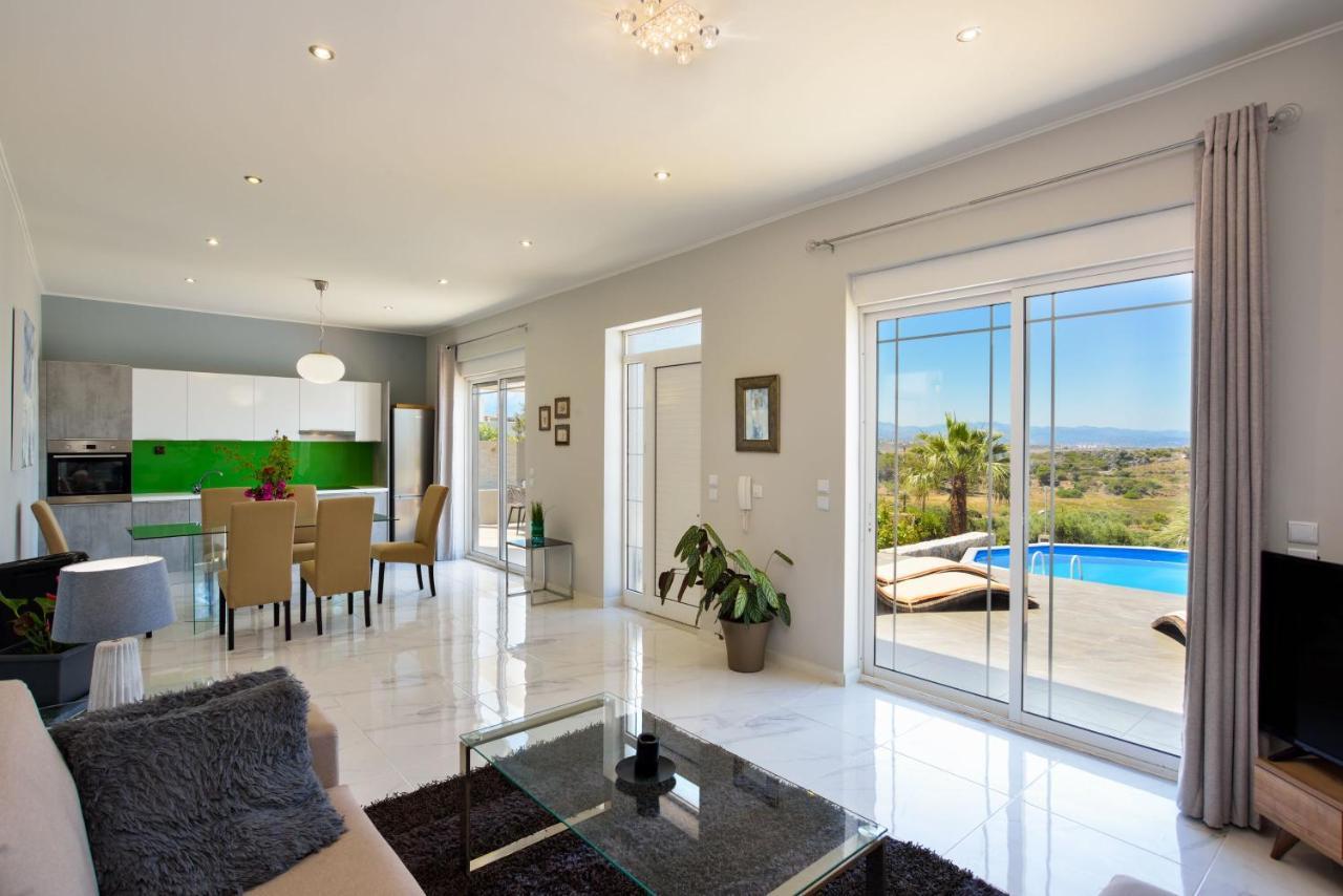 Adorno Pequeno Luxury Villa Tersanas