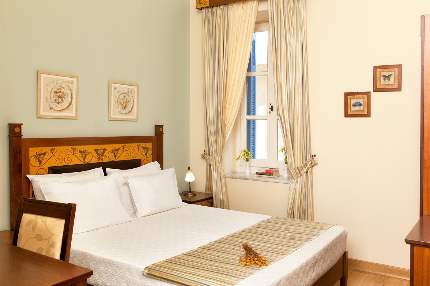 Egli Hotel 3* Andros Town