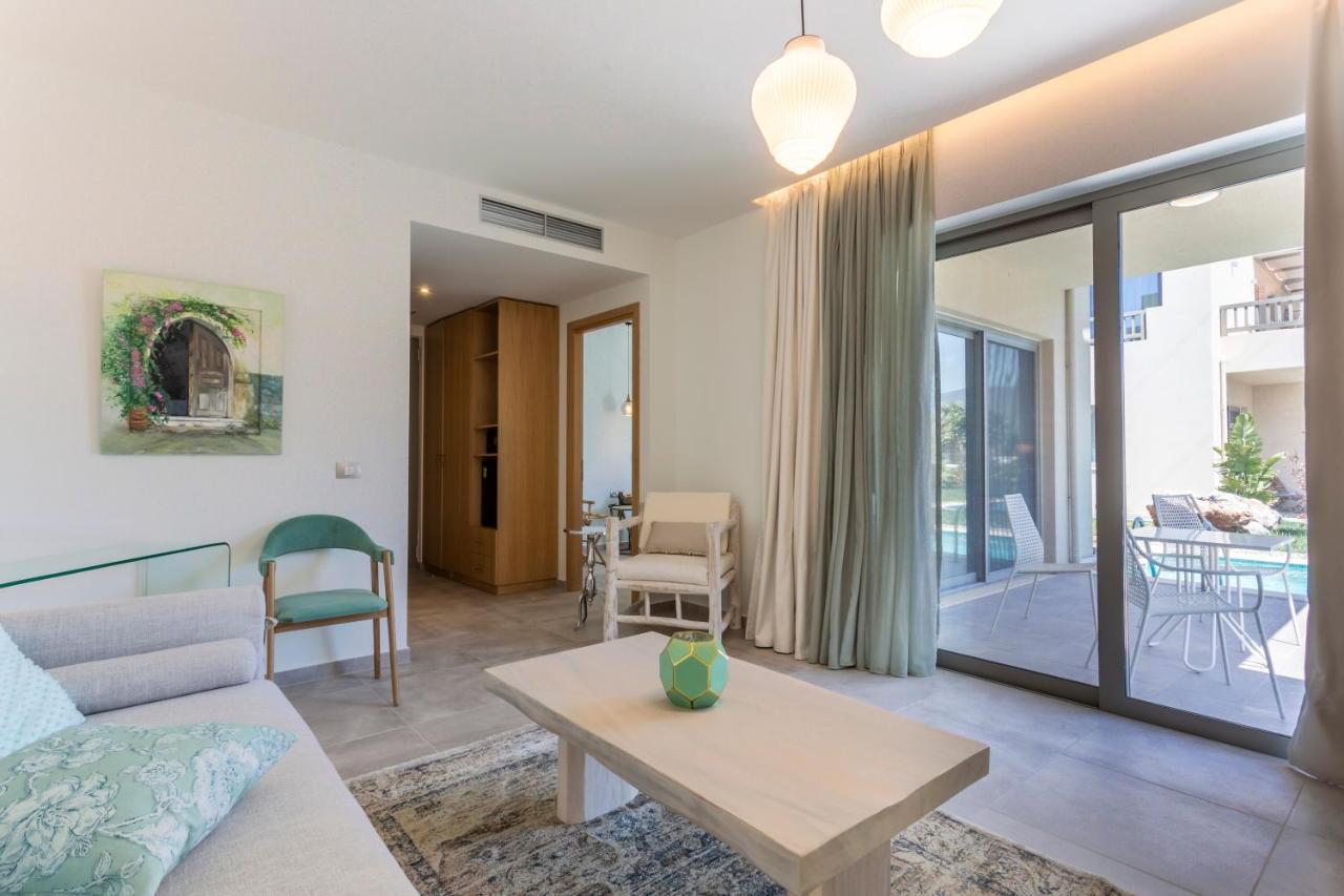 Elysian Luxury And 5* Kalamata