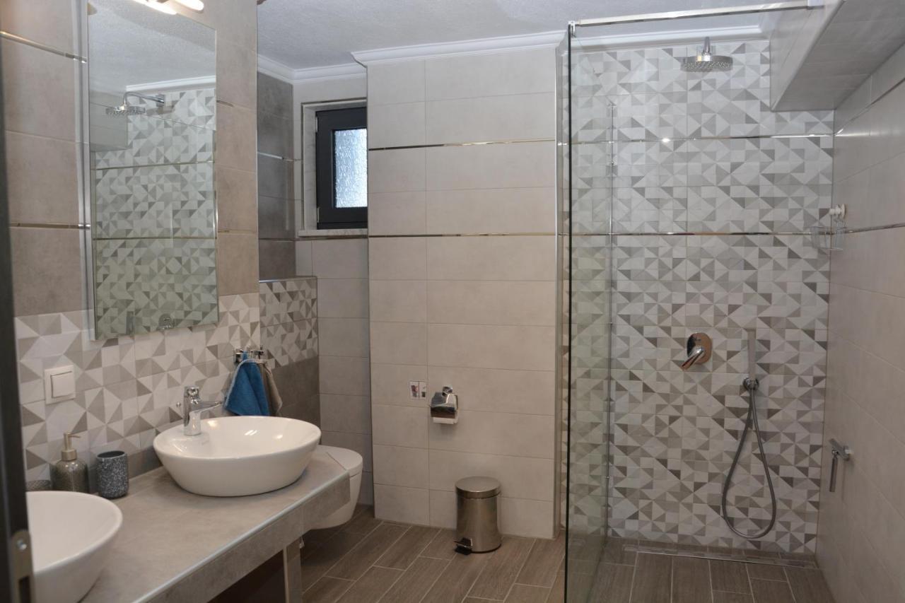 Pegasus Sea View Luxury Apartment