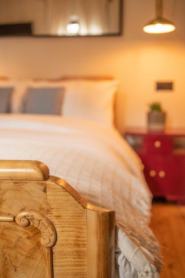 Philos Guest house *