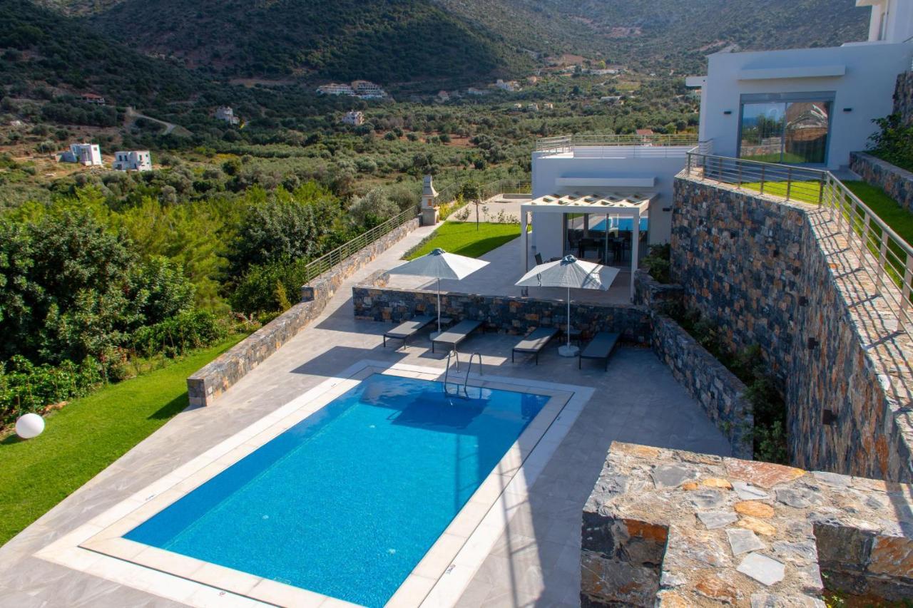 Aquamarine Villa *