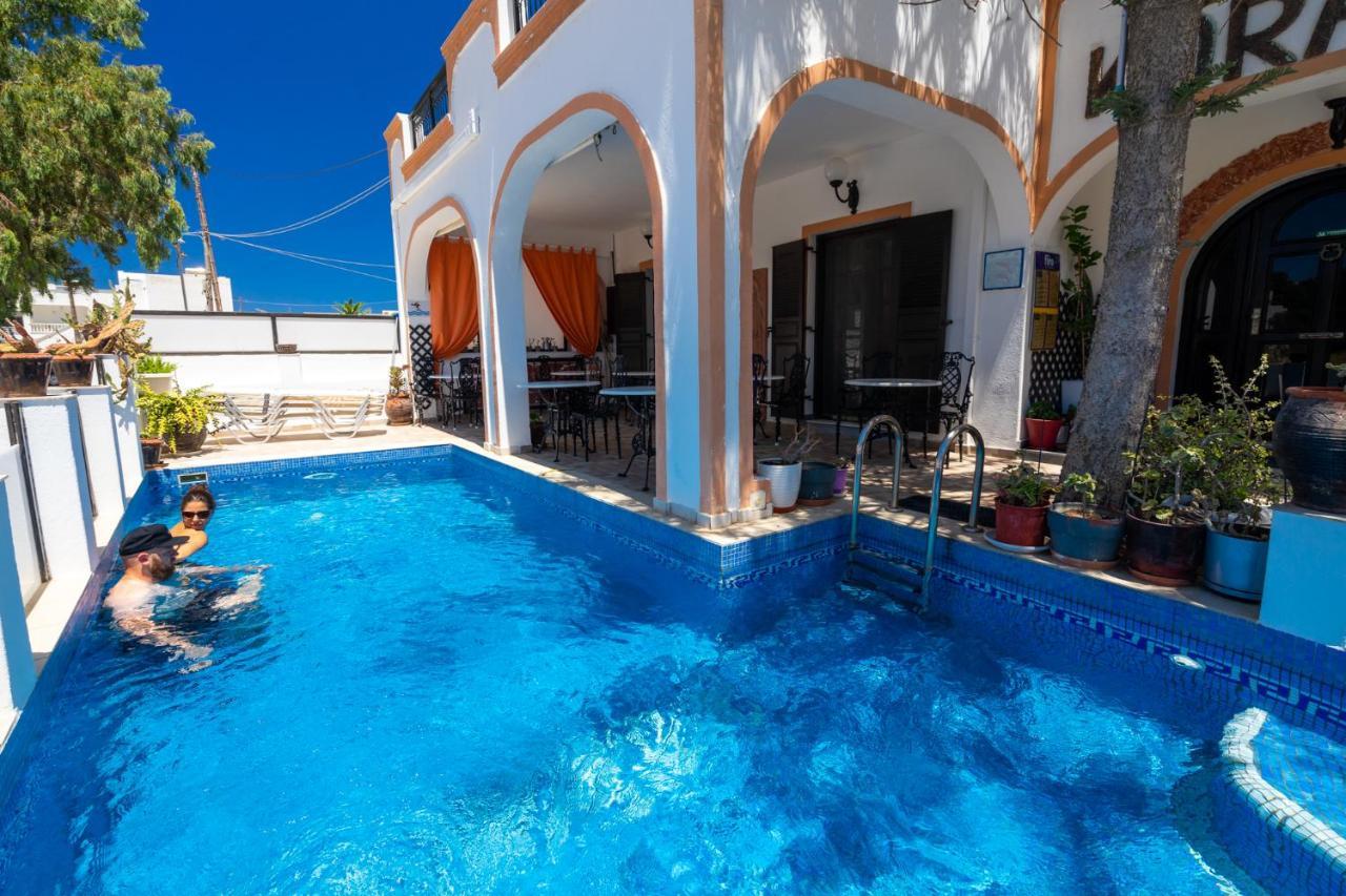 Koralli Hotel 3*