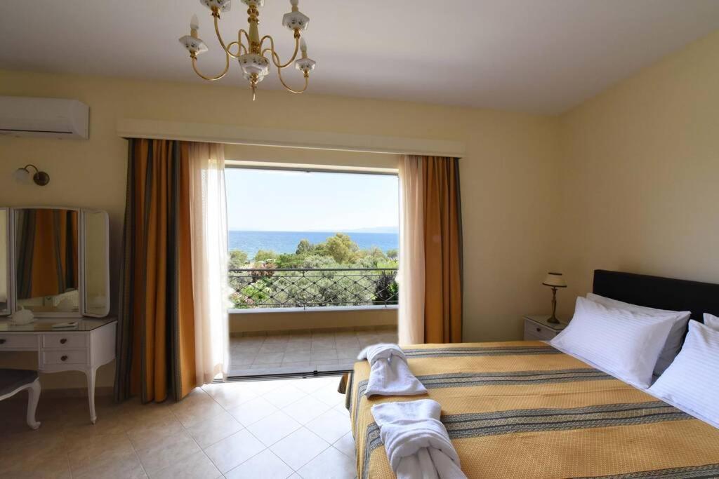 Seaside Andronikos Villa
