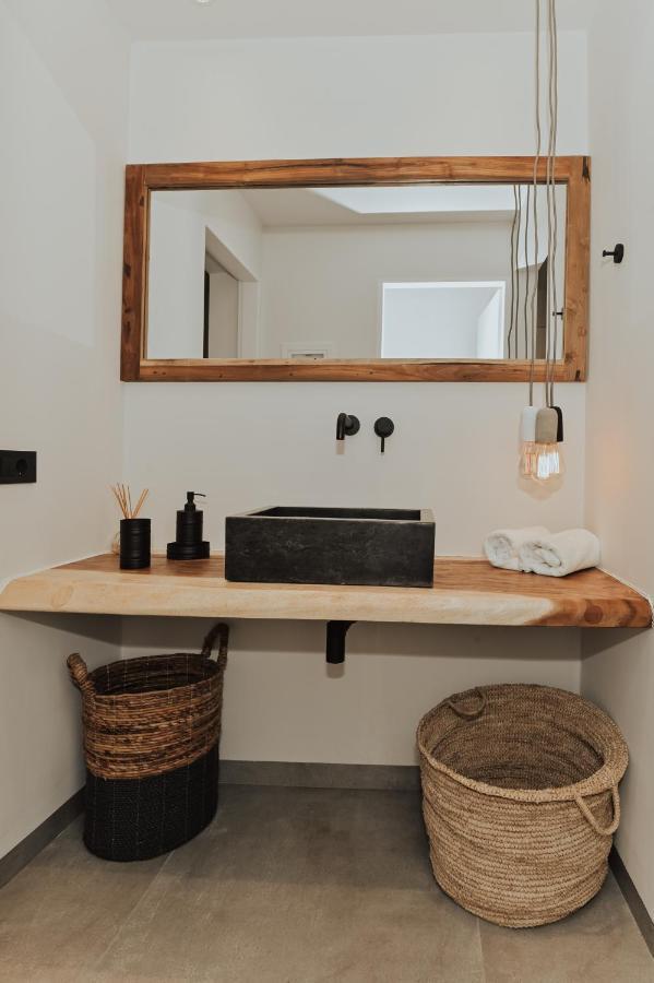 Elsa Modern Apartment