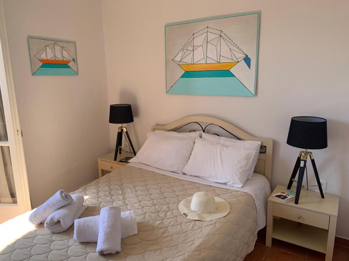 A Faros 2* Spetses Town