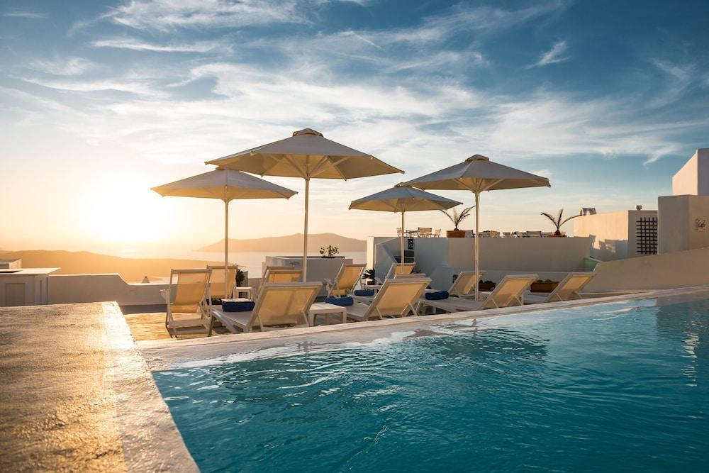 Pantelia Aparthotel Fira (Santorini)