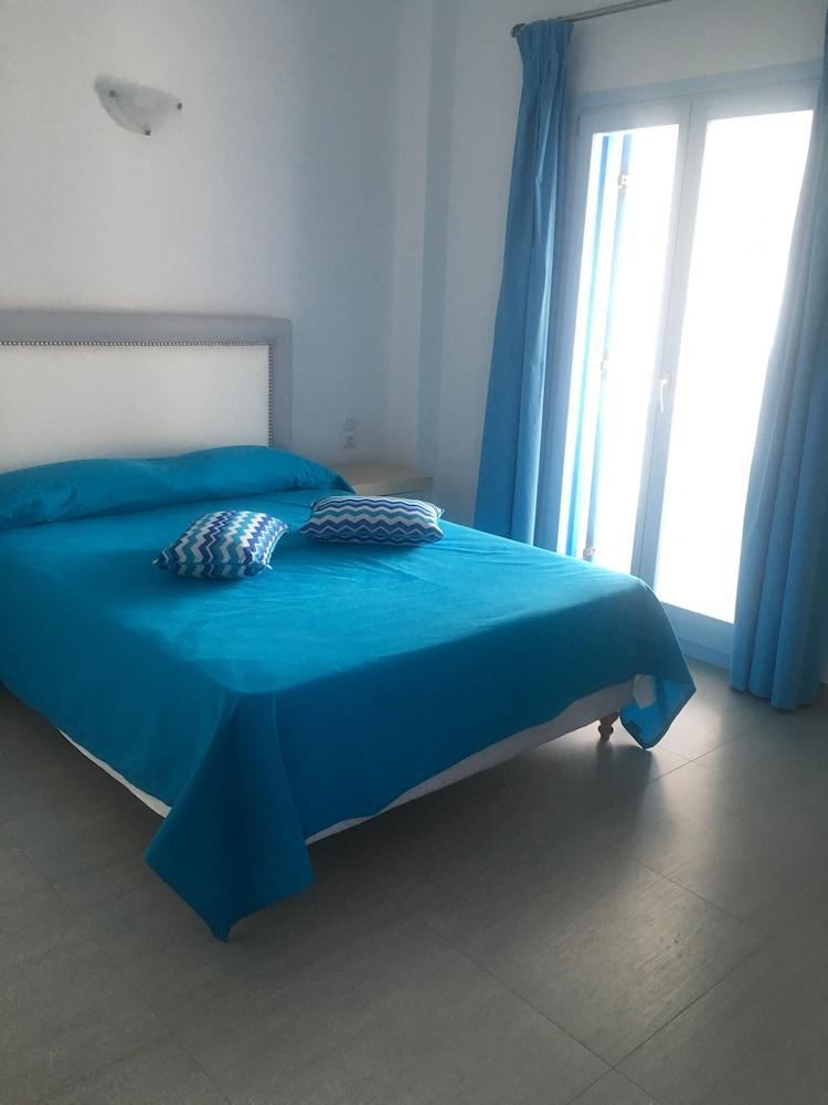 Guest house Artemis Village 2*