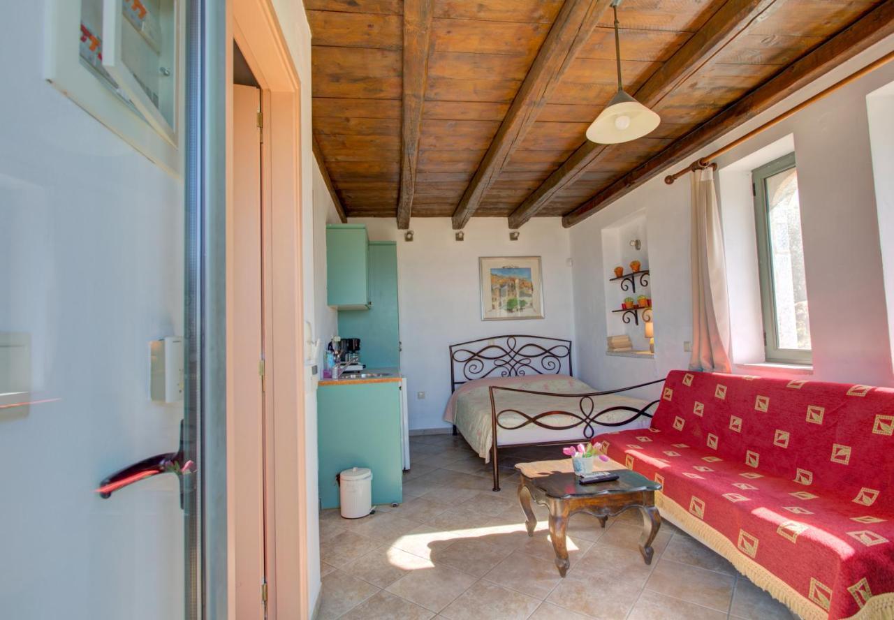 Guest house Mani Stone Towers 3*