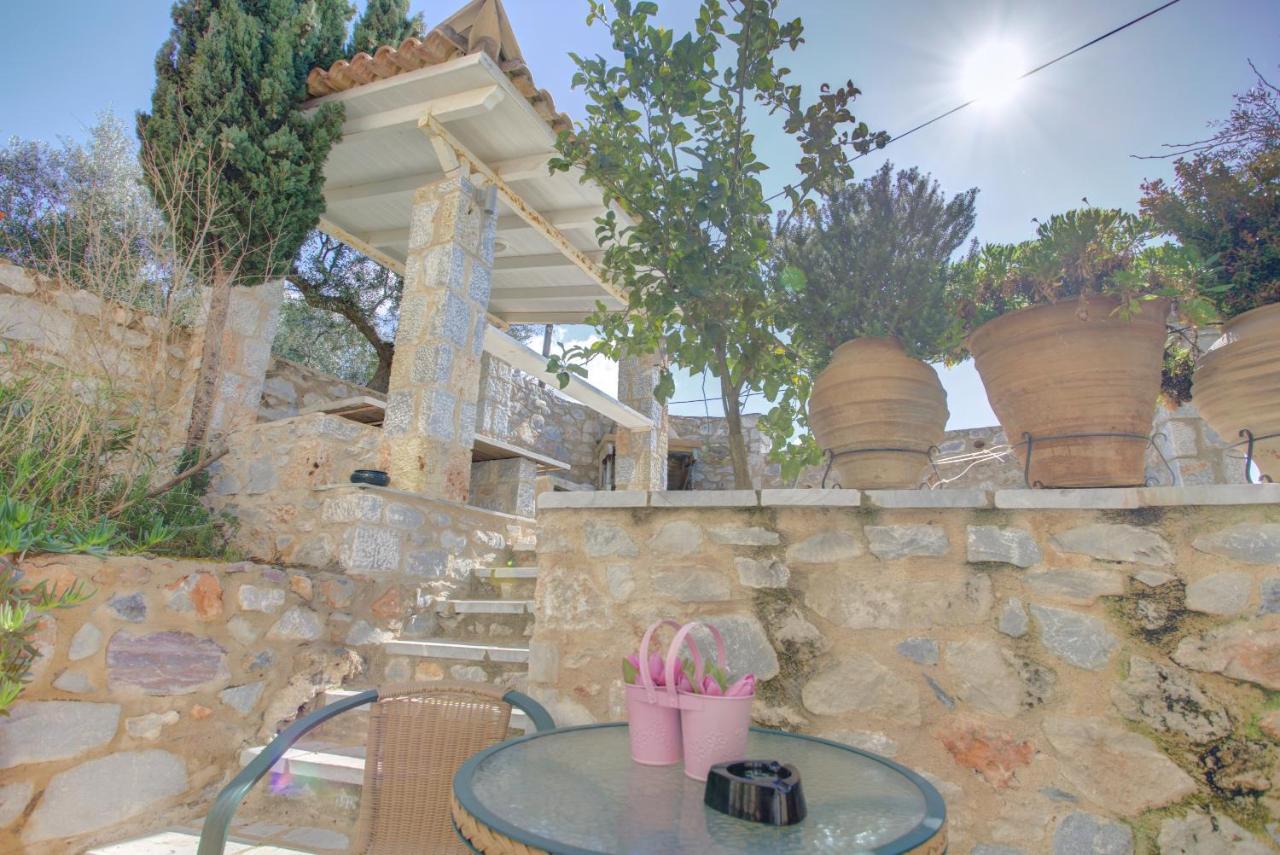 Mani Stone Towers Guest house 3*