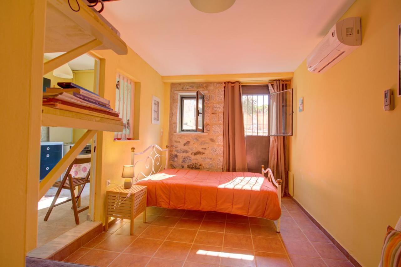 Guest house Mani Stone Towers Kotronion (West Mani)