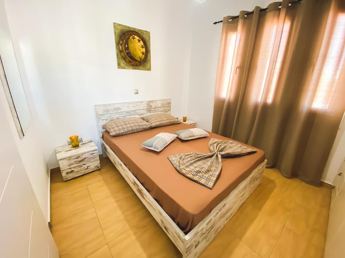 Holiday home Golden View House