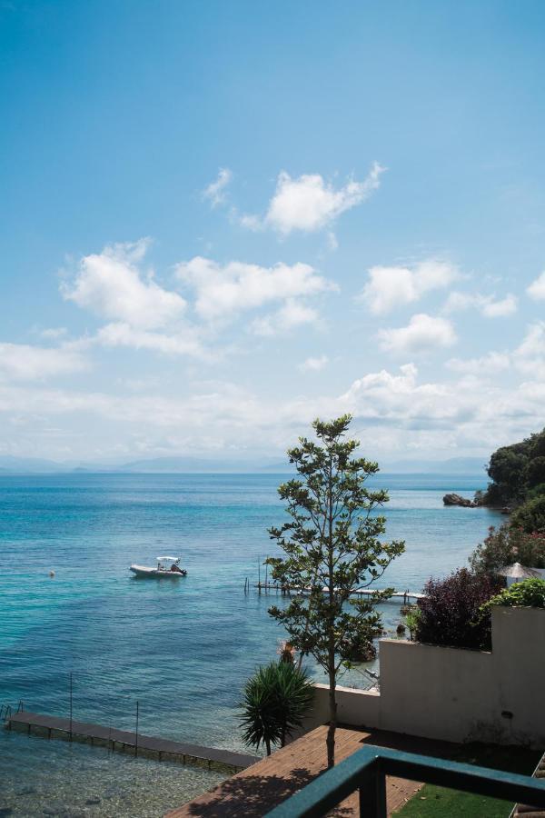 Holiday home Paul Seafront House Mesongi