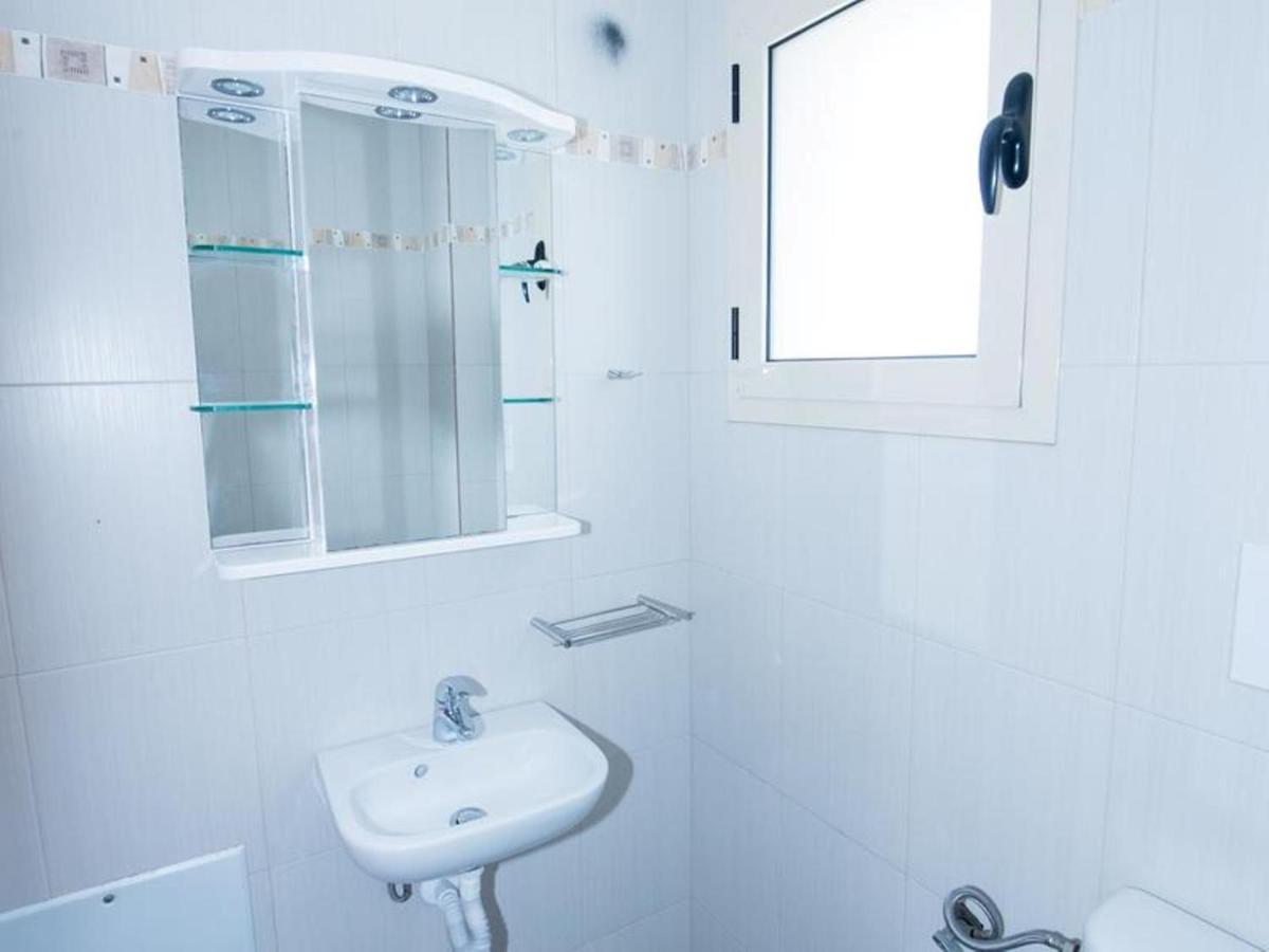 8 Furnished In For Rent. * Stoupa