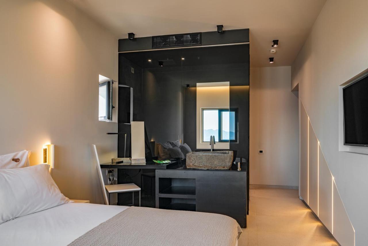 Hotel Milos Cove 5*