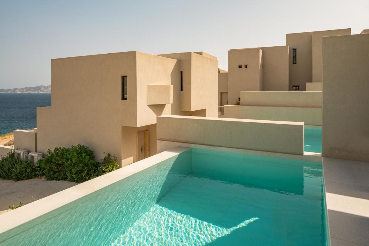 Milos Cove 5*